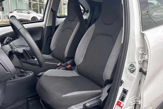 Toyota Aygo X 1.0 VVT-i Comfort CVT