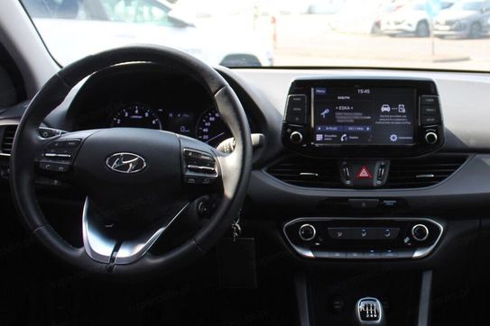 Hyundai i30 1.5 T-GDI Modern