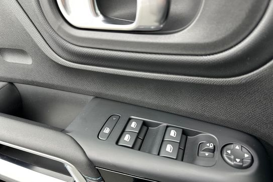 Citroen C5 Aircross Max 1.2 mHEV e-DCS6