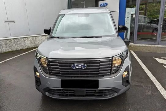 Ford Transit Courier Limited A7