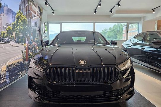 Skoda Superb Sportline 2.0 TDI DSG 4x4