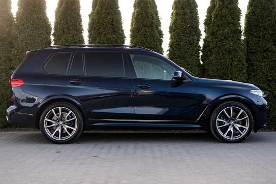 BMW X7 M50d