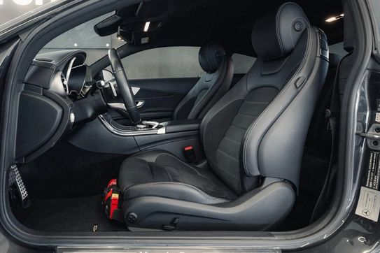 Mercedes Klasa C 300.9G-Tronic