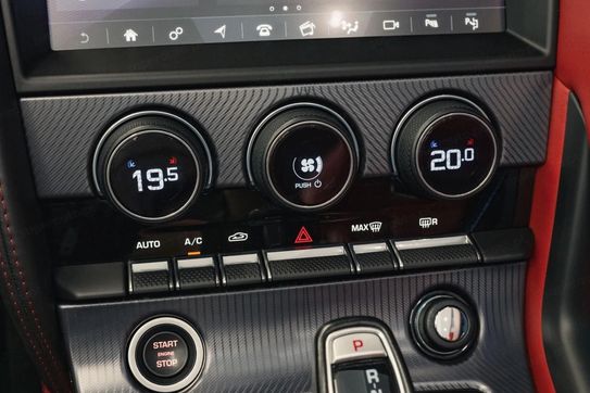 Jaguar F-Type V8 S/C R-Dynamic