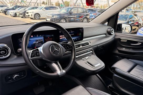 Mercedes V Klasa 300 d 4-Matic 9G-Tronic Avantgarde (ekstra dł)