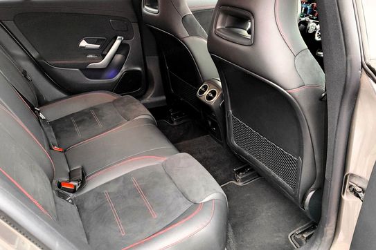 Mercedes CLA 250 e AMG Line