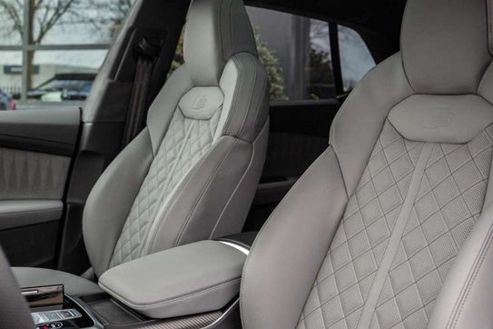 Audi Q7 TDI quattro S Line