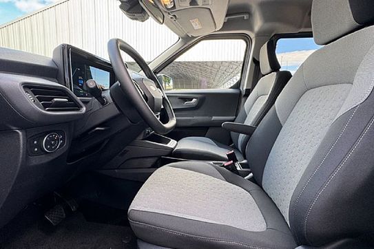 Ford Tourneo Courier Trend Elektryczny A1