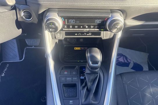 Toyota RAV4 2.5 Hybrid Comfort 4X2