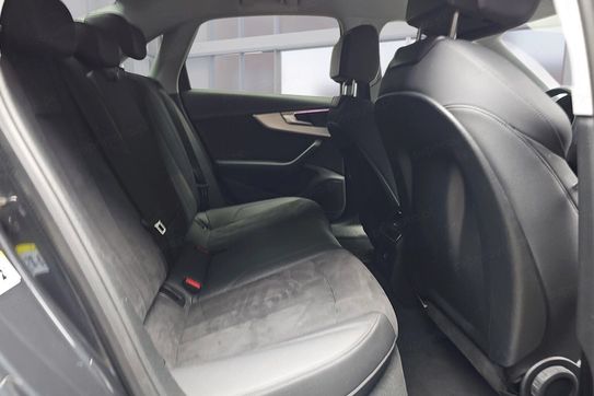 Audi A4 40 TDI quattro