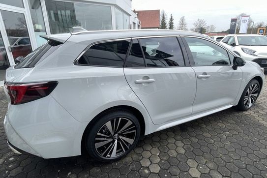 Toyota Corolla Style 2.0 Hybrid Dynamic Force