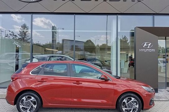 Hyundai i30 1.6 T-GDI Smart DCT