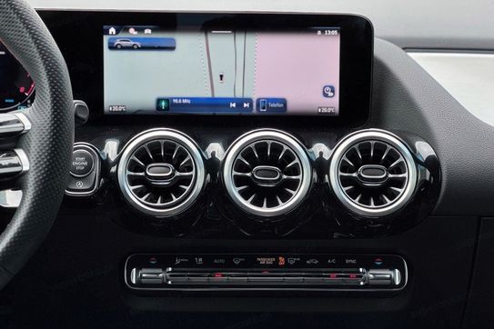 Mercedes GLA 200  AMG Line