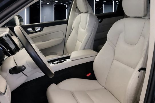 Volvo XC60 T6 Plug-In Hybrid AWD Inscription aut