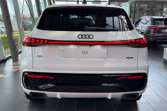 Audi Q5 e-Hybrid quattro S line