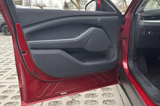 Ford Mustang Mach-E 75kWh RWD