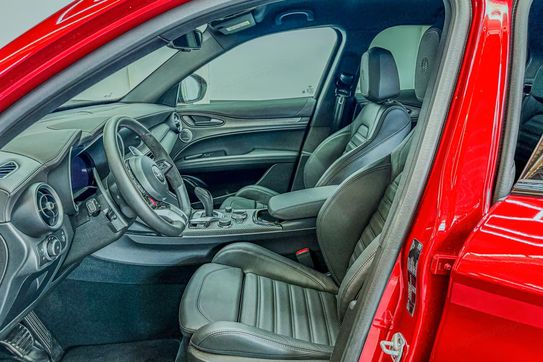 Alfa Romeo Stelvio 2.9 Bi Turbo V6 Quadrifoglio Q4