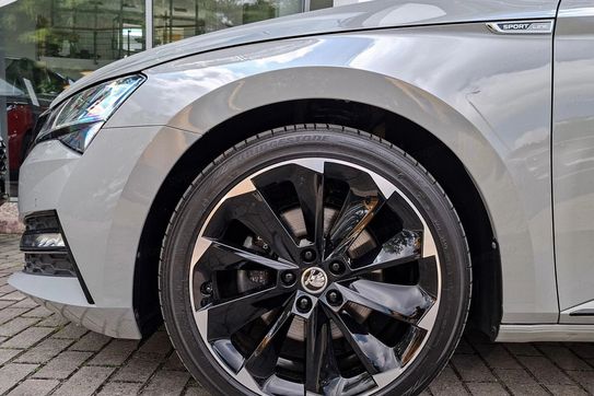 Skoda Superb 2.0 TDI SCR 4x4 Sportline DSG