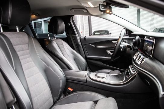 Mercedes Klasa E 220 d 4-Matic Avantgarde