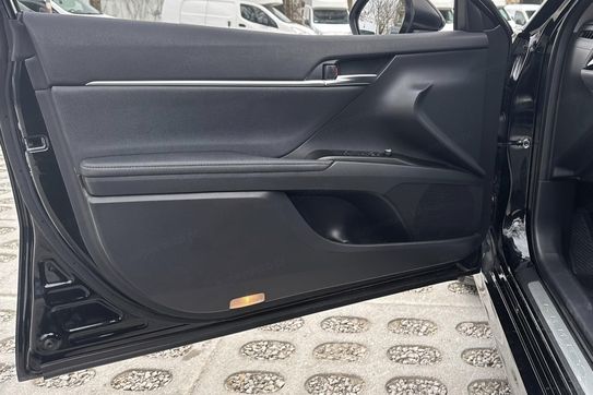 Toyota Camry Comfort 2.5 Hybrid