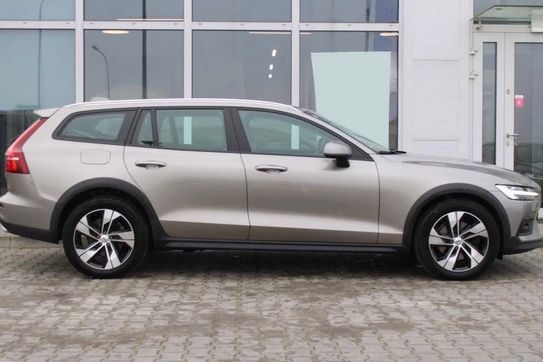 Volvo V60 CC B4 D AWD aut