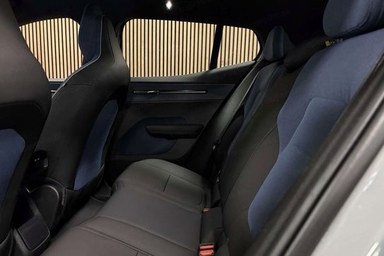 Volvo EX30 Single Motor Extended Range Plus