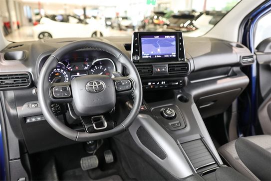 Toyota Proace City Verso Long L2H1 Family 7os AT