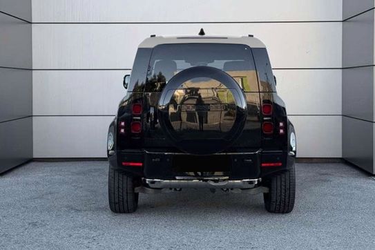 Land Rover Defender 110 D350 X-Dynamic HSE