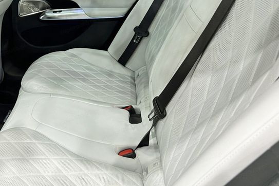 Mercedes Klasa E 220 d  4-Matic AMG