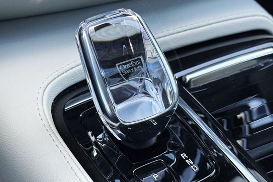 Volvo V90 T8 AWD Plug-In Hybrid Plus Dark aut