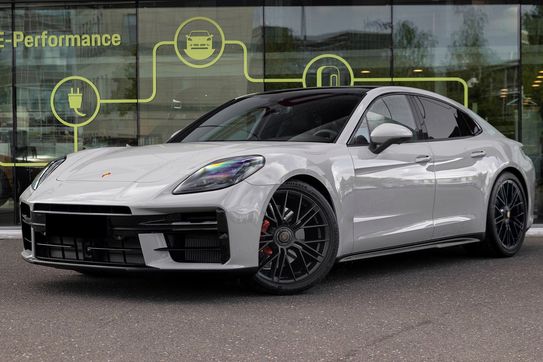 Porsche Panamera GTS