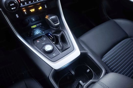 Toyota RAV4 Selection 2.5 Hybrid  4x4