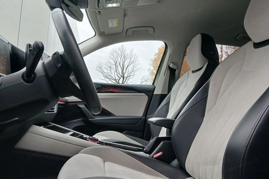 Volkswagen Tiguan 1.5 eHybrid PHEV 150kW Elegance DSG