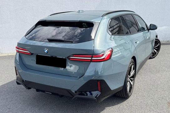 BMW Seria 5 Touring 520d xDrive M Sport
