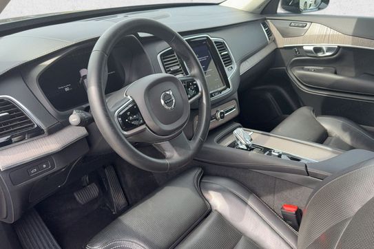 Volvo XC90 T8 AWD Plug-In Hybrid Plus Dark 7os aut