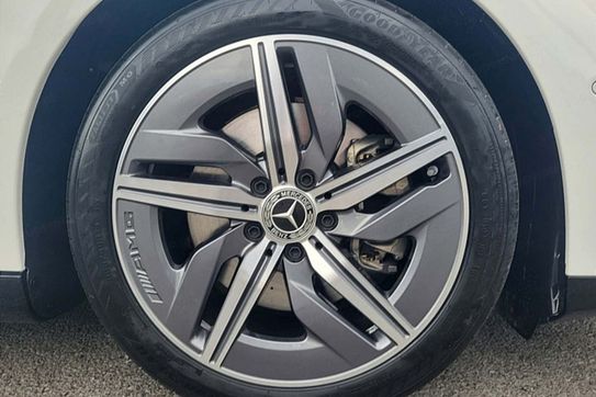 Mercedes CLA 200 AMG Line