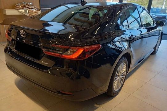 Toyota Camry Comfort 2.5 Hybrid Dynamic Force