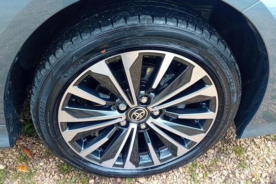 Toyota Corolla 1.8 Hybrid Style