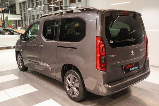 Toyota Proace City Verso Long L2H1 Family 7os AT