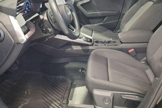 Audi A3 35 TFSI mHEV S tronic