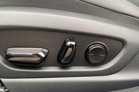 Lexus ES 300h F Sport Design