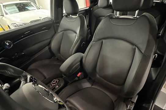 Mini Mini Cooper SE Linia Classic