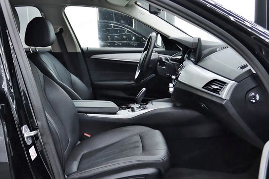 BMW Seria 5 520d mHEV aut