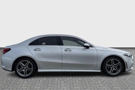 Mercedes Klasa A 180 AMG Line 7G-DCT