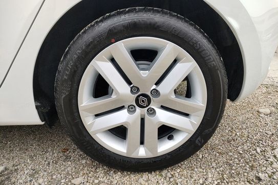 Renault Clio Evolution 1.6 E-Tech Hybrid AT