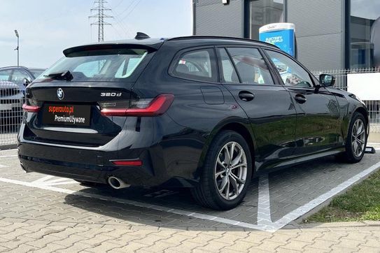 BMW Seria 3 Touring 320d xDrive Sport Line