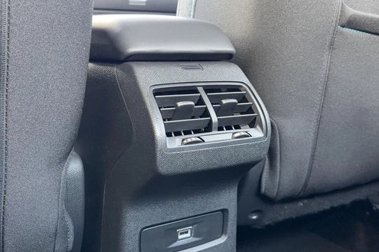 Citroen C4 PureTech EAT8