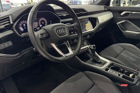 Audi Q3 35 TFSI mHEV Advanced S tronic