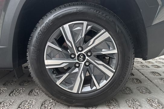 Hyundai Tucson Executive 1.6 T-GDi HEV  4WD