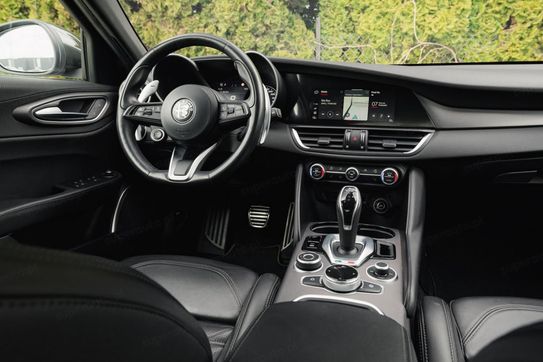 Alfa Romeo Giulia 2.0 Turbo Veloce Q4 aut